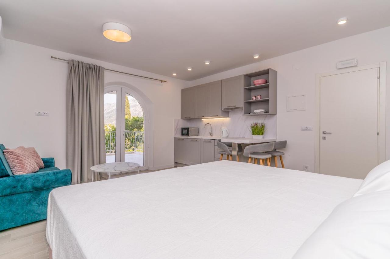 Mary Ann Apartment